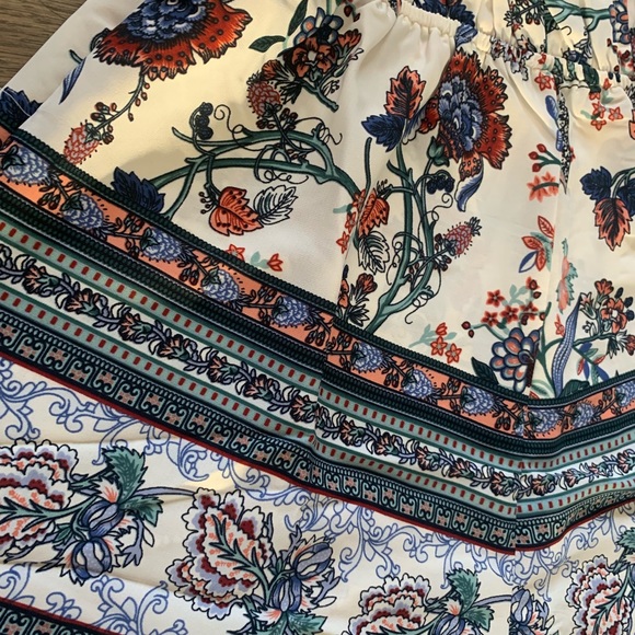 ILLA ILLA Floral tank top romper - Picture 6 of 7